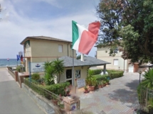 L&#039;ingresso delle nostre case vacanze sul mare a San Vincenzo, Toscana
